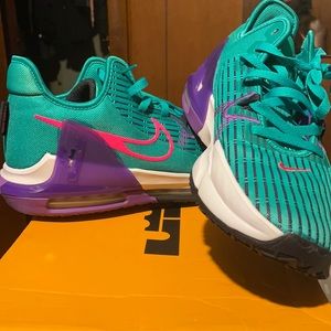 Brand new with Box, Lebron Witness VI. The color is emerald and hyper pink.